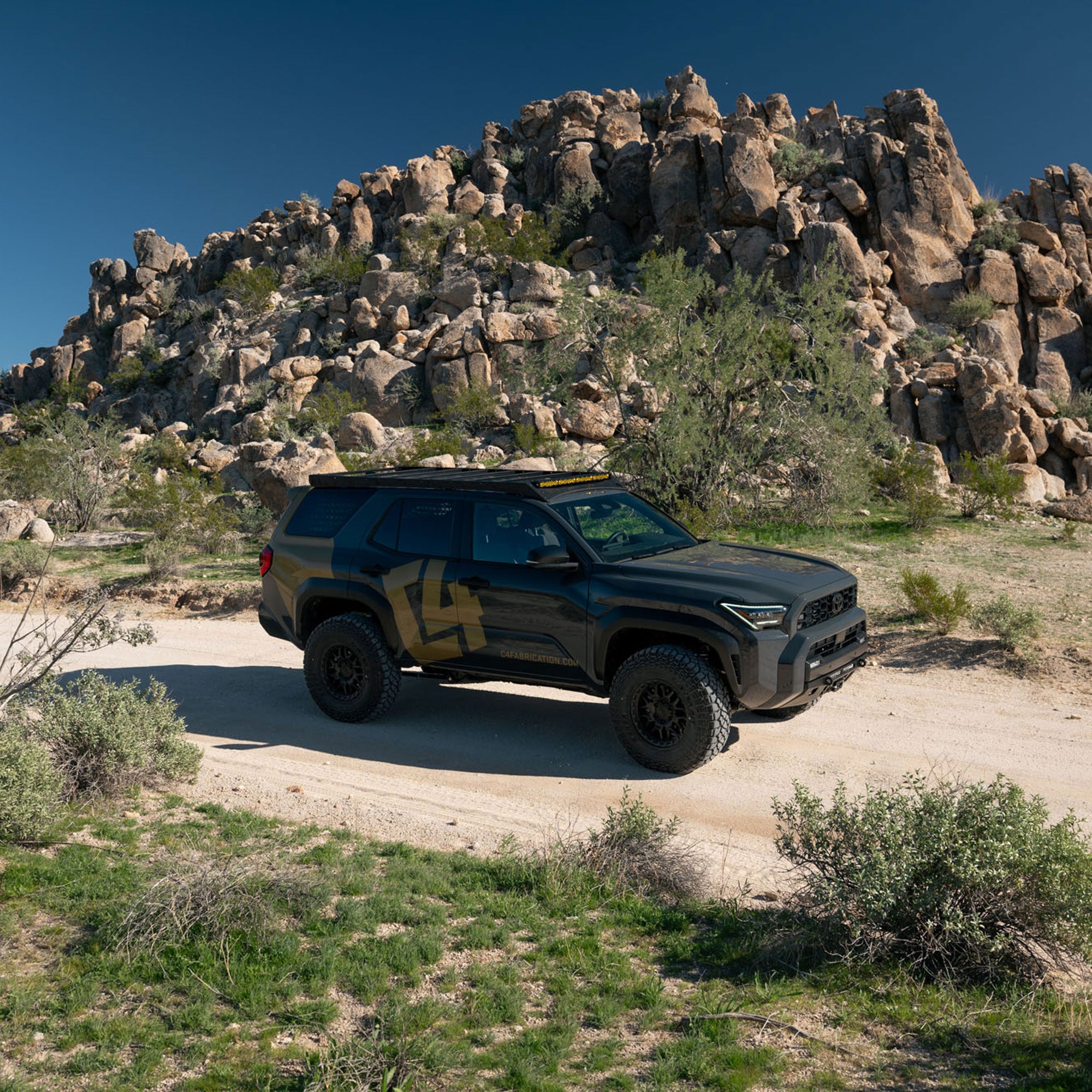 4Runner Lo-Pro Winch Bumper / 6th Gen / 2025+ (Raw)