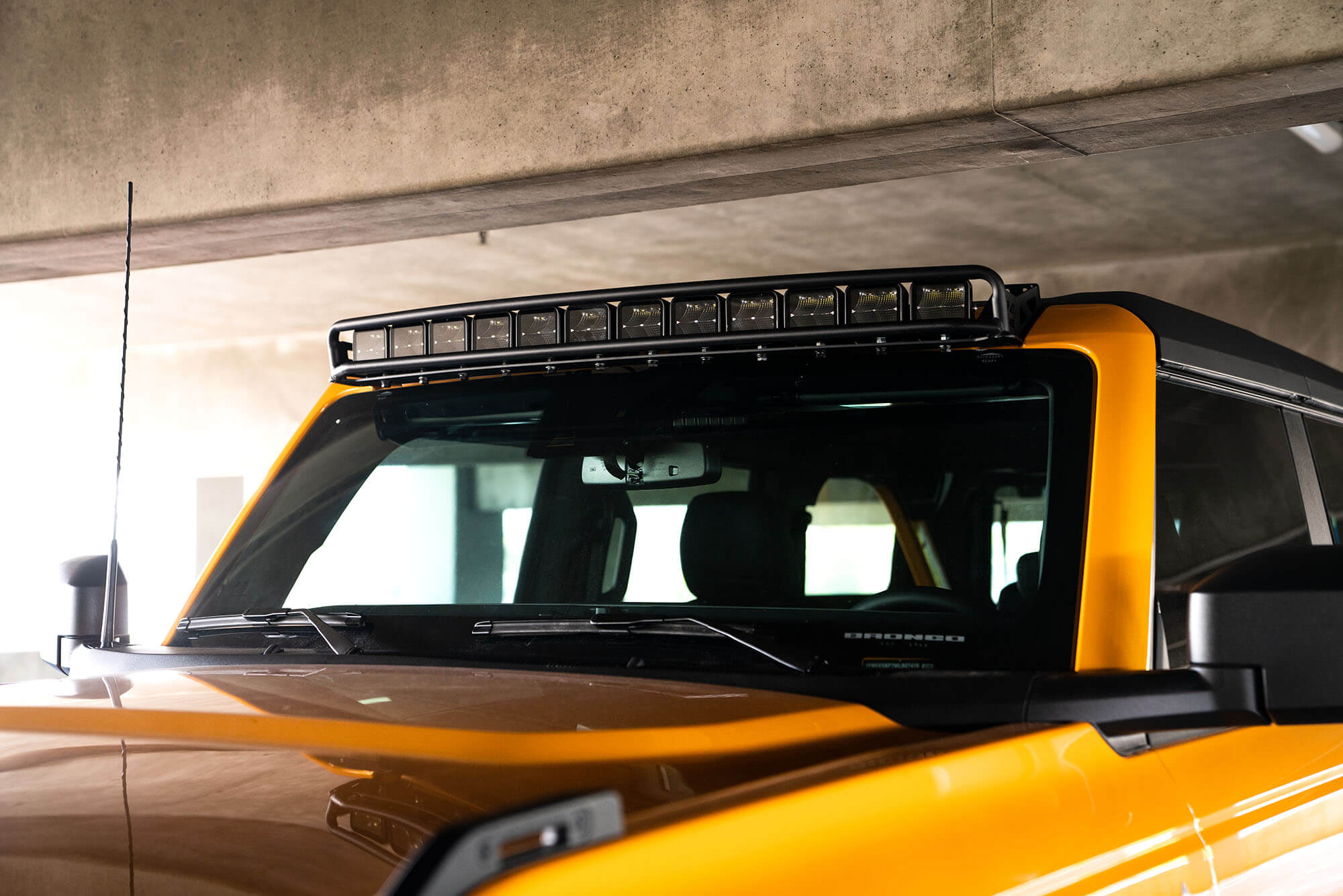 Ford Bronco 40-Inch Curved Light Bar Mount