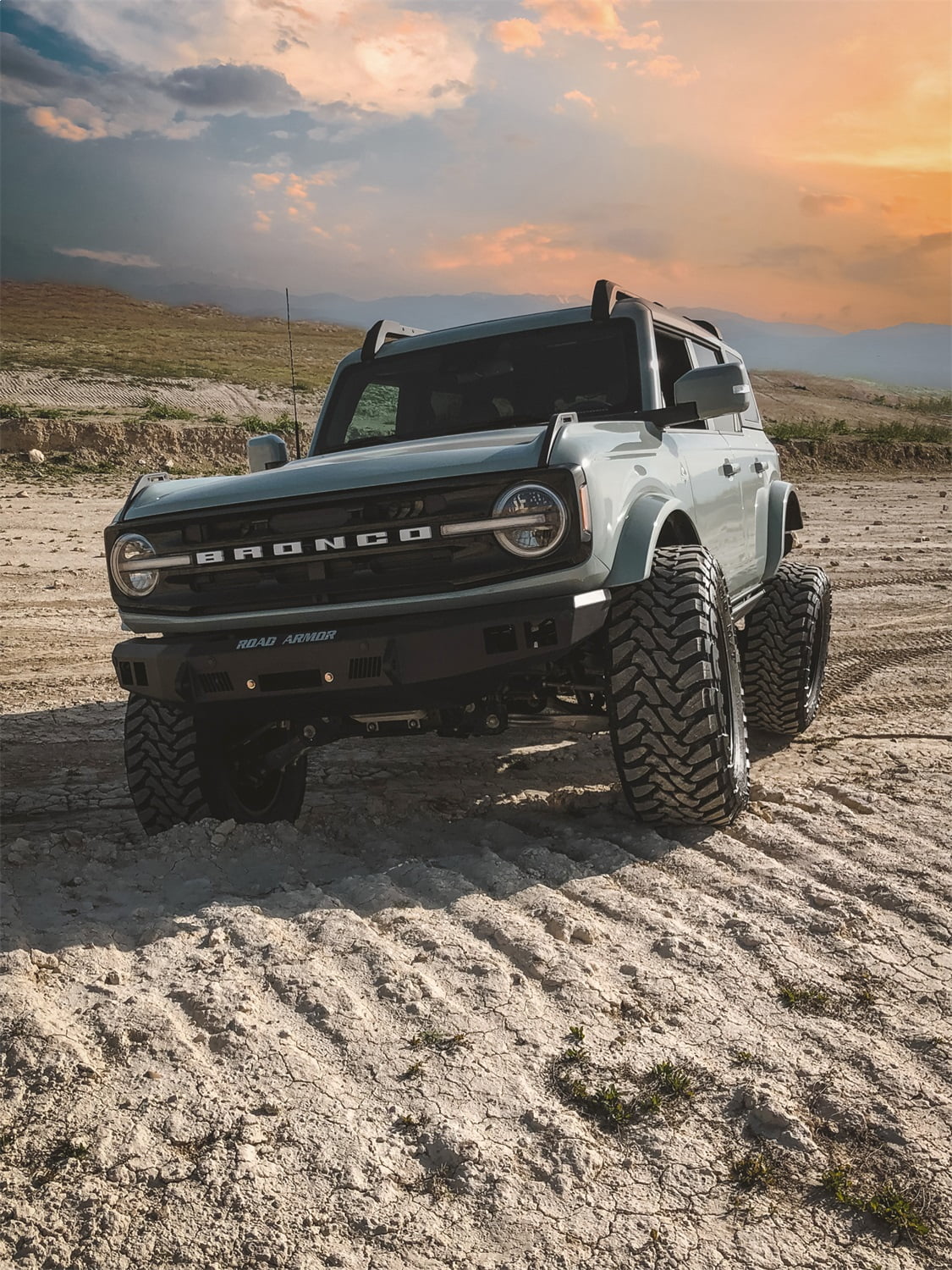 2021 Ford Bronco 3.5' Suspension Li